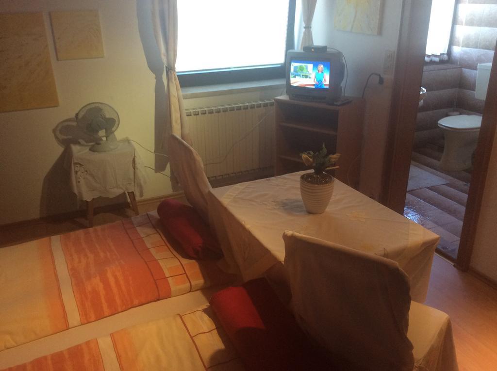 Pension Pukel Schiefling am Wörthersee Exterior foto